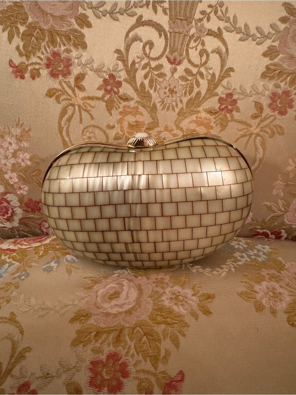 Vintage Mother Of Pearl Lucite Clutch Bag Evening Purse Gold Ivory - Picture 13 of 16
